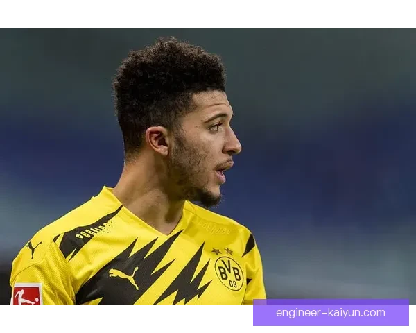 阿什拉夫在巴黎持续表现低迷，专家分析其背后原因及未来影响