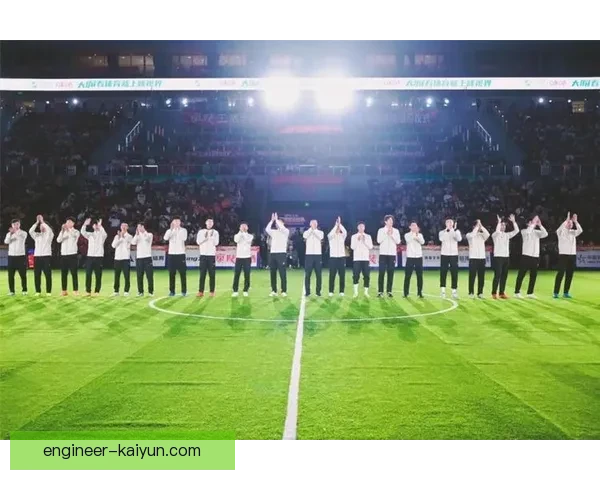 足球明星全明星状态回暖，期待在即将到来的赛事中展现实力